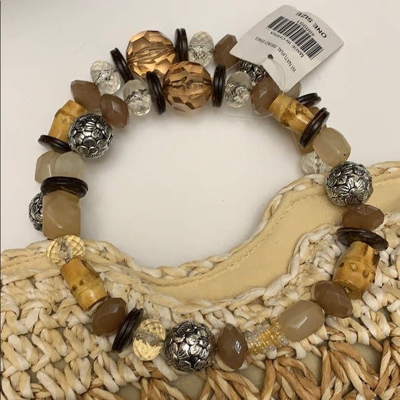 - Nutural Toned Straw Bag Beaded Ha… - Picture 2 of 5